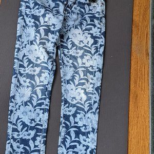 Anthropologie Pilcro The Slim Boyfriend Jeans in Floral Print